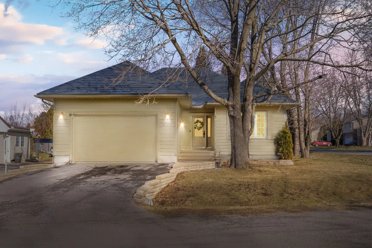 728 ST ANTOINE ST, Cornwall, ON K6H 7G9