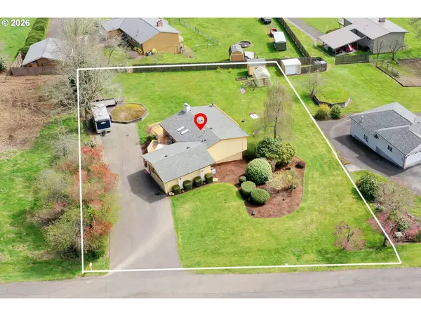 59930 WESTHILL RD, St Helens, OR 97051