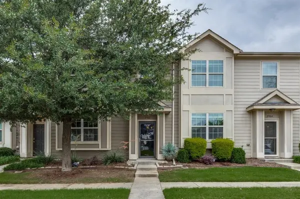 2908 Peyton Brook Drive, Fort Worth, TX 76137