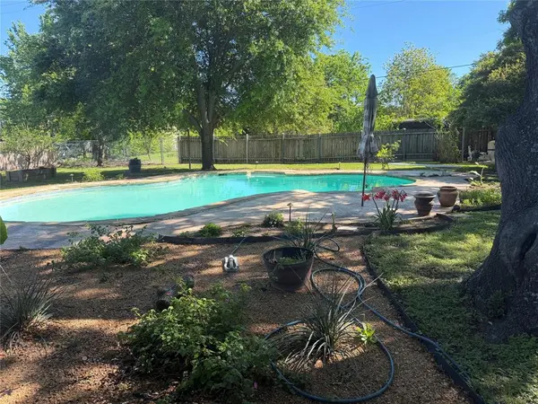 322 Willow Wood Street, Murphy, TX 75094