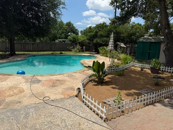 322 Willow Wood Street, Murphy, TX 75094