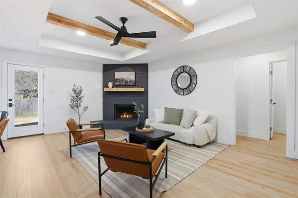 8512 Whitney Drive, White Settlement, TX 76108