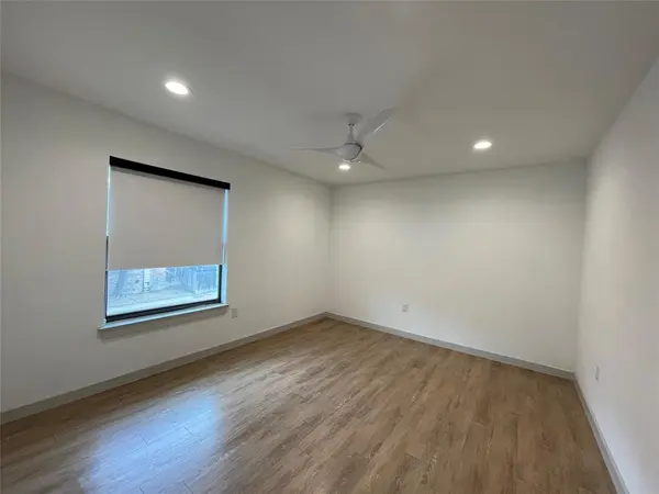 5520 Gaston Avenue #202, Dallas, TX 75214