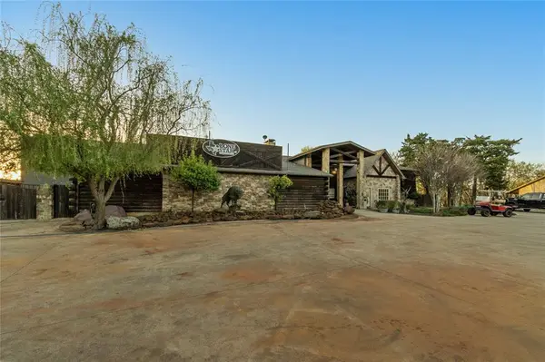 7522 Bent Gale Road, Pilot Point, TX 76258