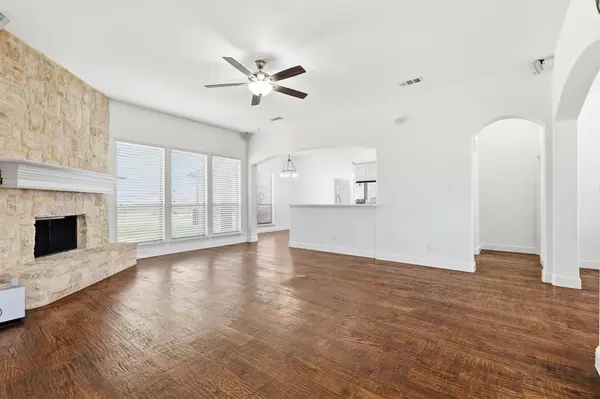 13176 Amber Meadow Drive, Talty, TX 75126