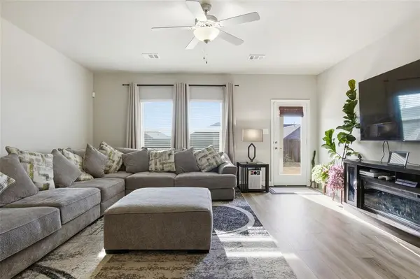 2351 Aspen Hill Drive, Forney, TX 75126