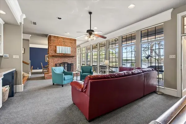 125 Lark Drive, Enchanted Oaks, TX 75156