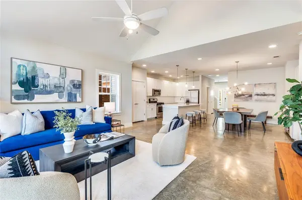 661 Bishop Heights Lane, Dallas, TX 75208