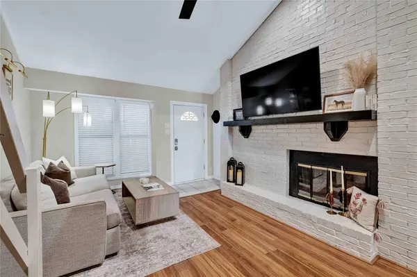 2577 Shady Ridge Drive, Bedford, TX 76021