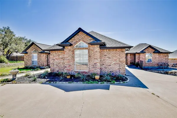 4905 W Wedgefield Road, Granbury, TX 76049