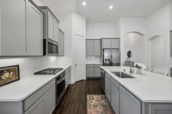 14537 Frog Lake Drive, Fort Worth, TX 76262