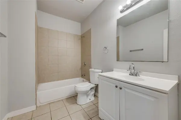 626 W Crawford Street #101, Denison, TX 75020