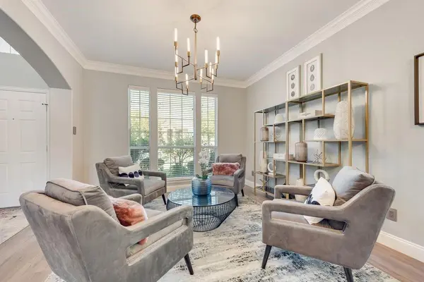 2335 Clark Trail, Grand Prairie, TX 75052