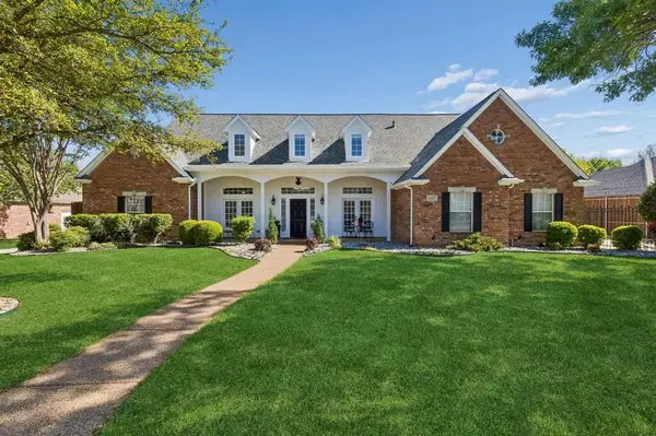 1307 Hat Creek Trail, Southlake, TX 76092