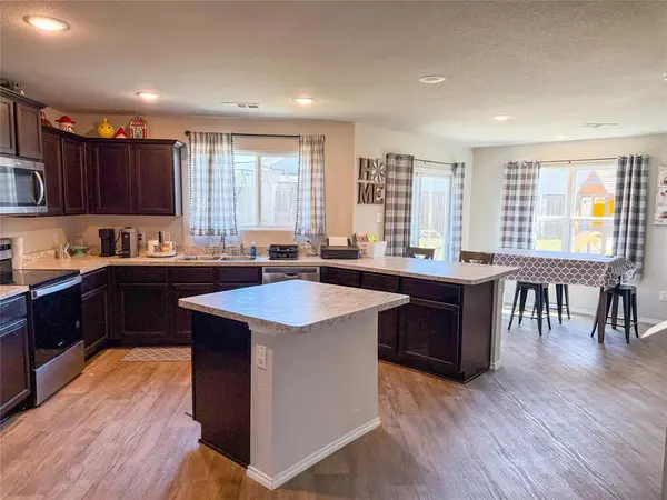 604 Mayfield Drive, Cleburne, TX 76031