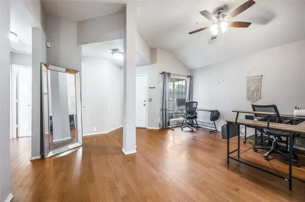 745 Winding Oak, Lake Dallas, TX 75065