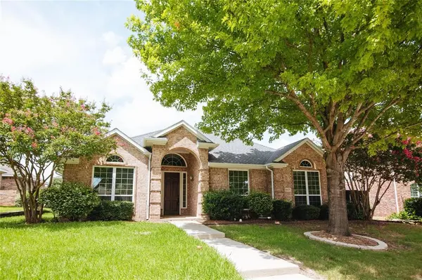 1029 Janus Drive, Carrollton, TX 75007