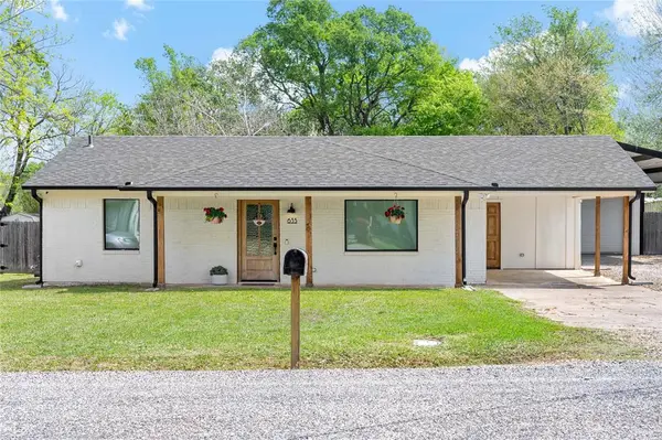 635 Margaret Street, Blossom, TX 75416