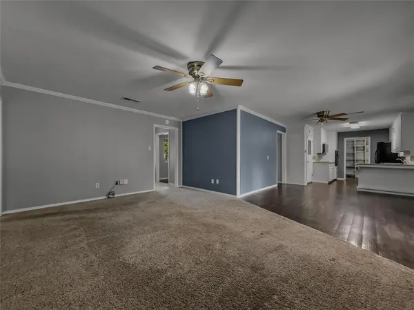 220 Cooper Drive, Hurst, TX 76053