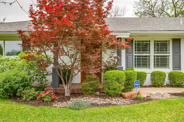 4209 Bilglade Road, Fort Worth, TX 76109