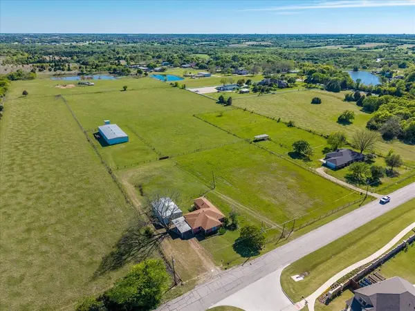 420 Barnes Bridge Road, Sunnyvale, TX 75182