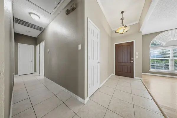 2409 Buckeye Drive, Mesquite, TX 75181