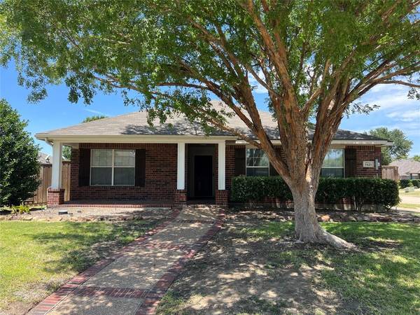 7521 Danridge Road, Rowlett, TX 75089