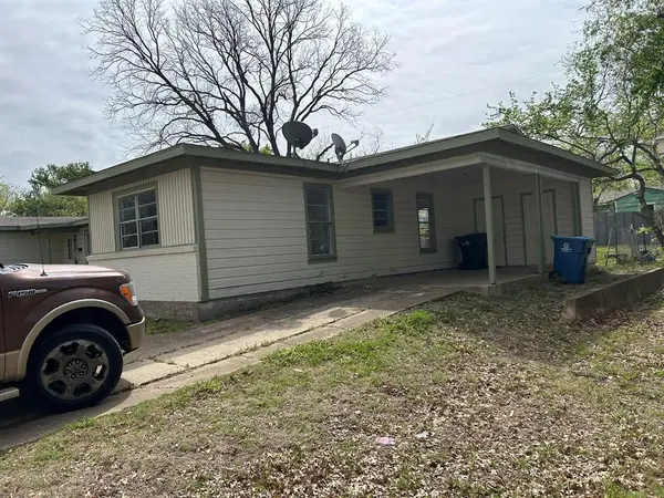 121 Vandenburg Drive, Denison, TX 75020