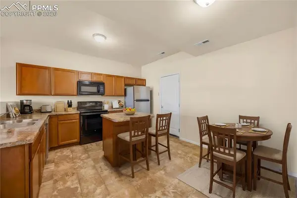 1774 Grand Overlook ST, Colorado Springs, CO 80910