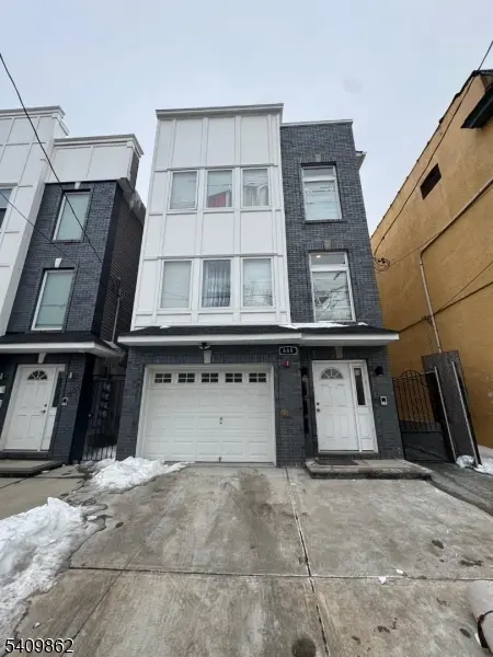 488 South 17th Street, Newark City, NJ 07103