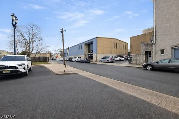 10 Race St, North Plainfield Boro, NJ 07060