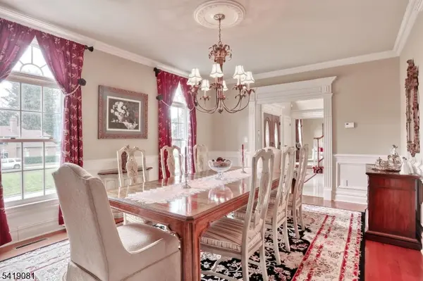 34 Crocker Mansion Dr, Mahwah Twp., NJ 07430