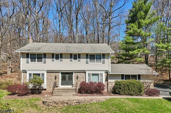 24 Manor Ln, Parsippany-troy Hills Twp., NJ 07950