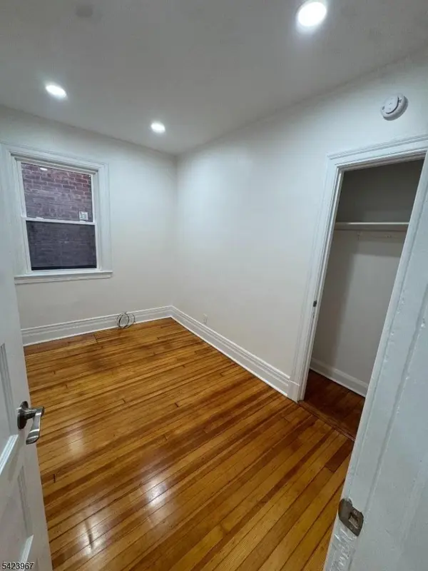 244 Bellevue Ave #B, Montclair Twp., NJ 07043