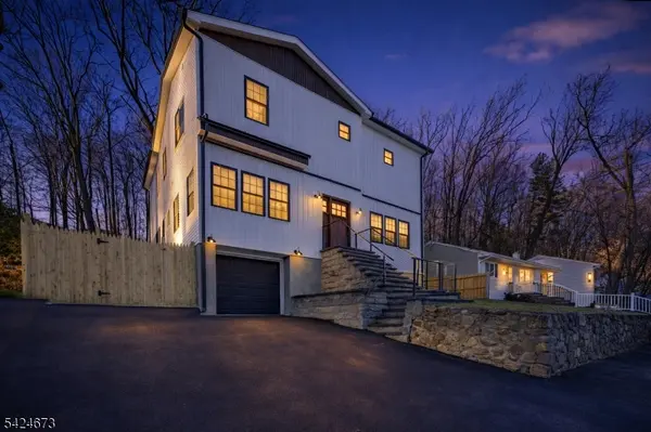 16 Valley View Dr, Rockaway Twp., NJ 07866