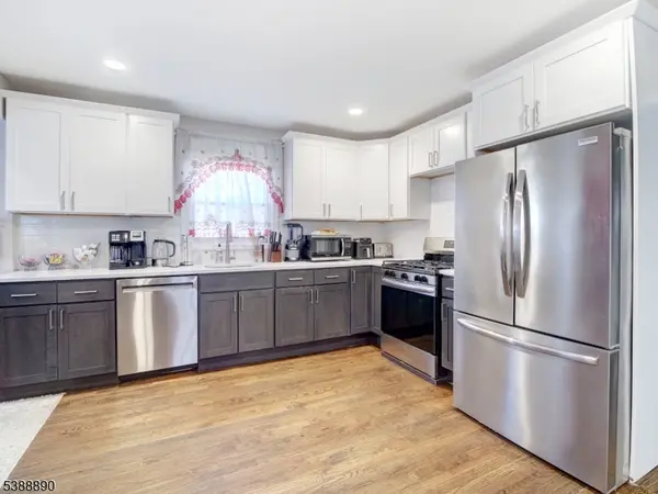 36 Orchard Pl, Irvington Twp., NJ 07111