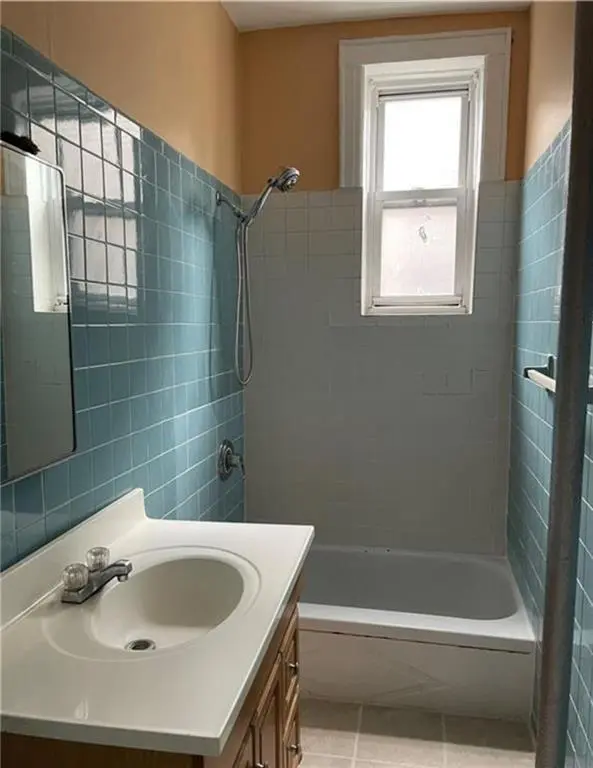 1424 71st ST, Brooklyn, NY 11228