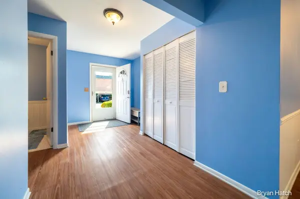 1457 N Saxony DR SE #14, City Of Grand Rapids, MI 49508