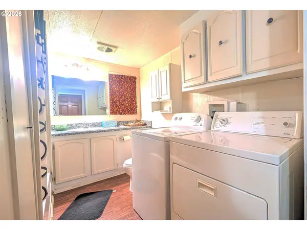 4900 ROYAL AVE #13, Eugene, OR 97402