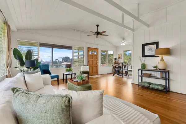 9 HOKULANI ST, Hilo, HI 96720