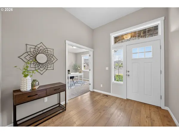 1646 N PLUM CT, Canby, OR 97013