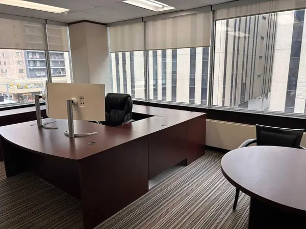 900 6 AVE SW #300, Calgary, AB T2P 3K2