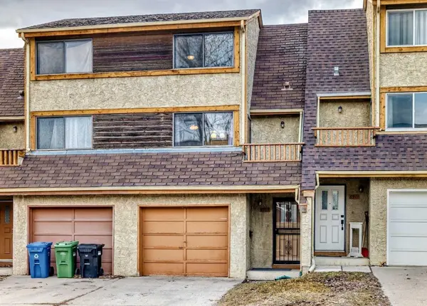 6909 Ranchero RD NW, Calgary, AB T3G 1J6