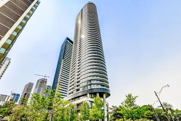 585 Bloor ST E #415, Toronto C08, ON M4W 0B3