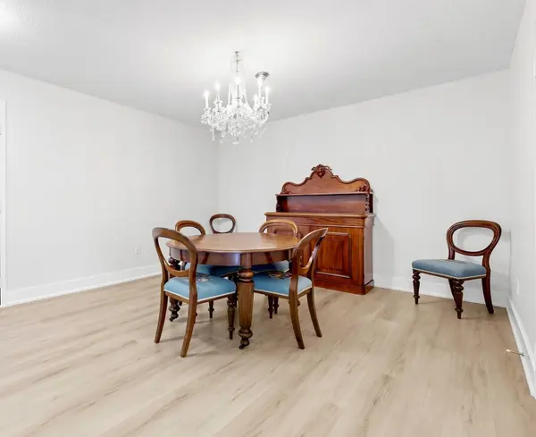 1555 Finch AVE E #3007, Toronto C15, ON M2J 4X9