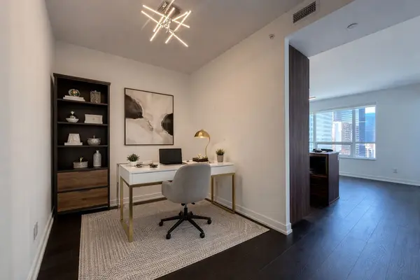 88 Scott ST #2501, Toronto C08, ON M5E 0A9