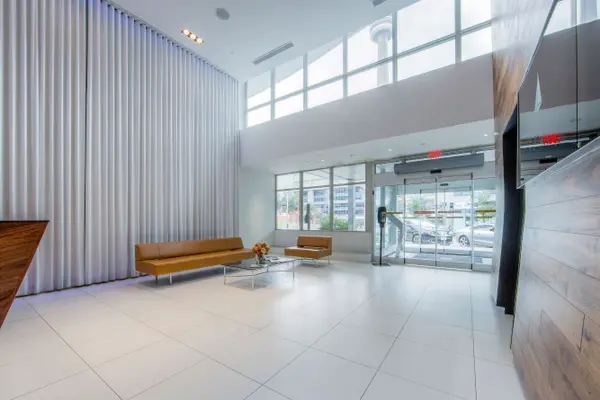 10 Navy Wharf CT #609, Toronto C01, ON M5V 3V2