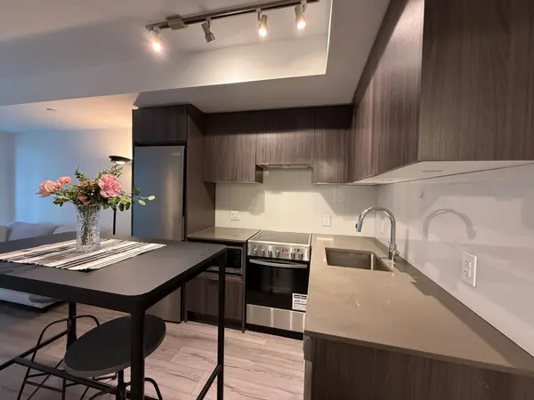 395 Bloor ST E #1603, Toronto C08, ON M4W 0B4