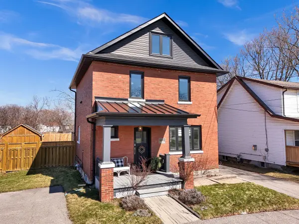 101 Gibbons ST, Oshawa, ON L1J 4Y1
