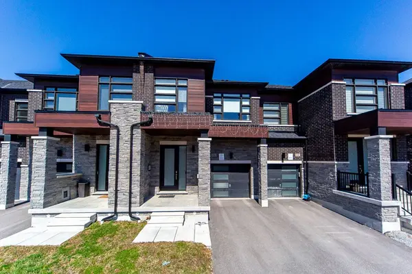 162 Ogston CRES, Whitby, ON L1P 0H3